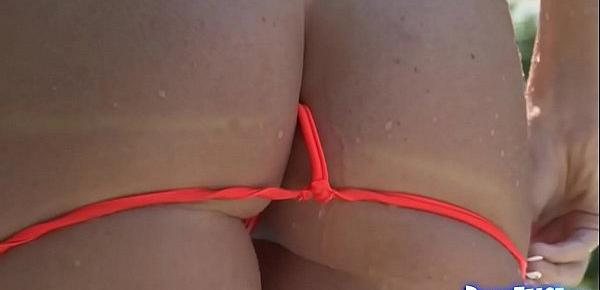Topless bikini model poses wet 882 Porn Videos pic